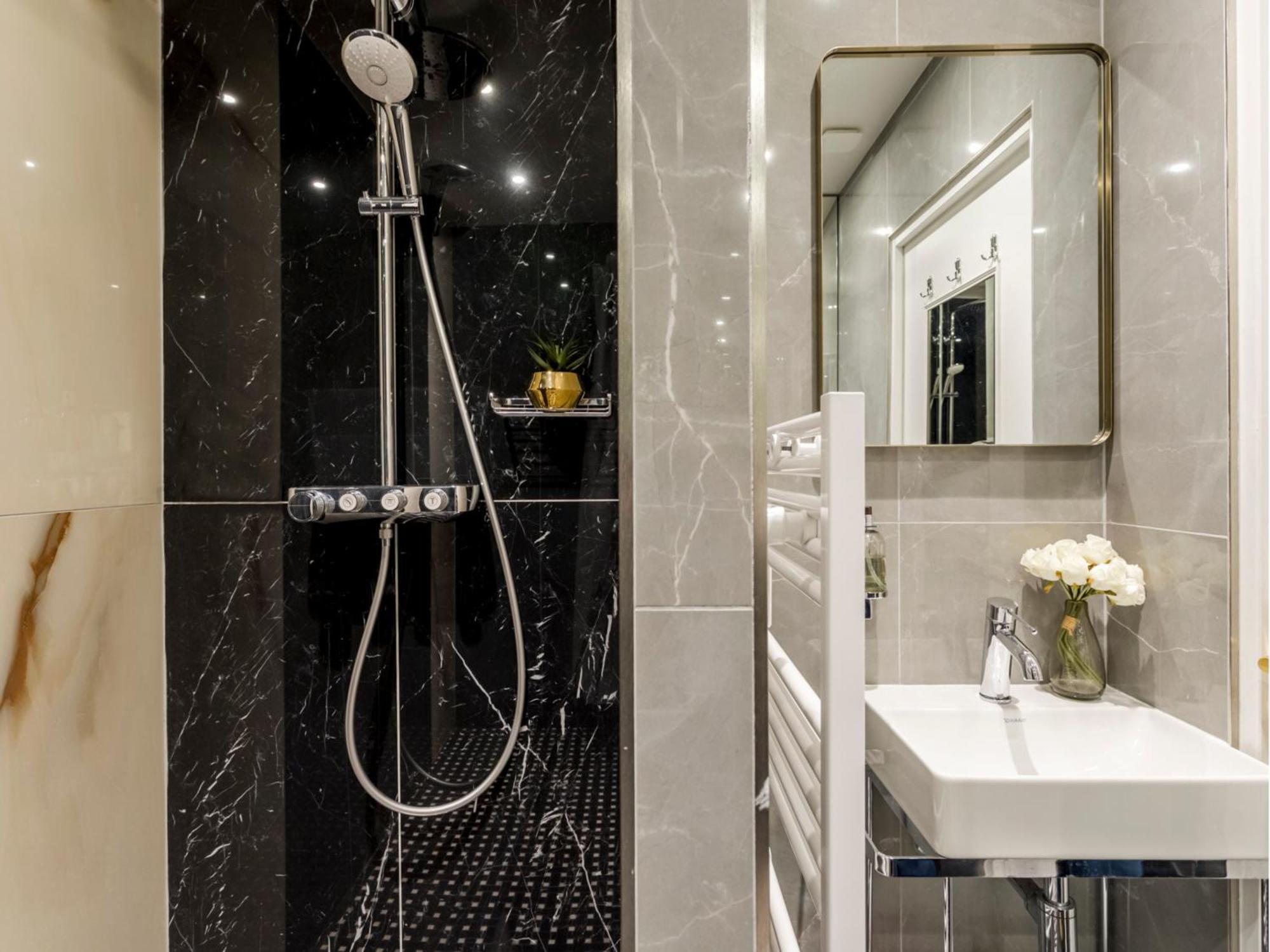 Merveil - Luxury Suite -Champselysees- Florentin I Париж Экстерьер фото